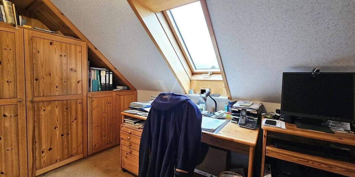 Doppelhaushälfte Ansbach - 8 Zimmer, 150 m&sup2;, 469.000&euro; | Angebot:26106506