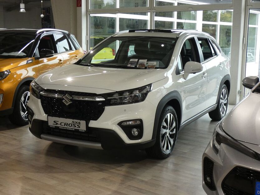 Suzuki (SX4) S-Cross 1.800 km 25.390 € Bonn (Nähe Verteilerkreisel) 53119