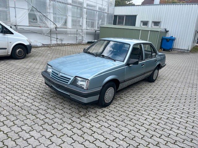 Opel Ascona 38.784 km 4.290 € München 80992