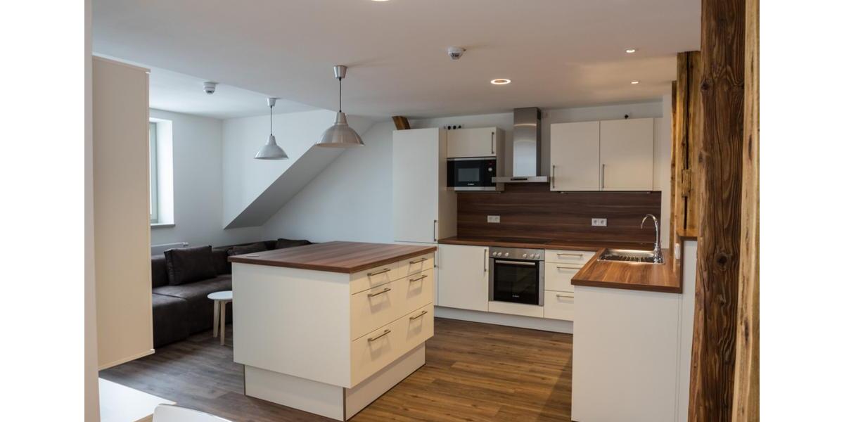 Dachgeschoßwohnung Ilmenau - 1 Zimmer, 28 m&sup2;, 295&euro; | Angebot:26095044