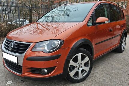 VW Touran 194.000 km 5.990 &euro; Berlin 13353