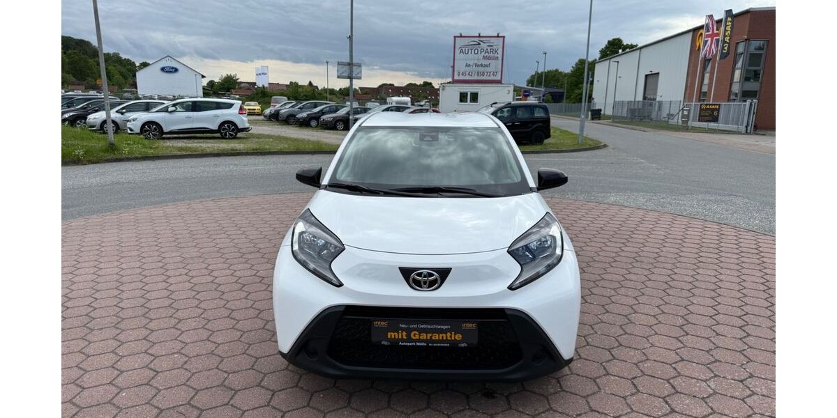 Toyota Aygo (X) 77.288 km 10.490 &euro; Mölln 23879