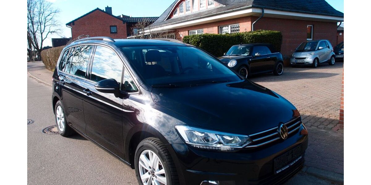 VW Touran 21.432 km 29.990 &euro; Braak 22145