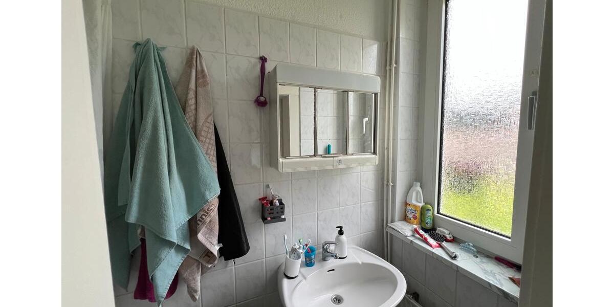 Etagenwohnung Stadtoldendorf - 6 Zimmer, 120 m&sup2;, 150.000&euro; | Angebot:26962140