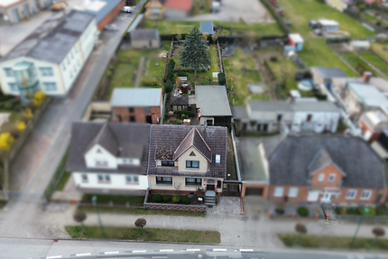 Haus Lübz - 5 Zimmer, 138 m&sup2;, 150.000&euro; | Angebot:25937551