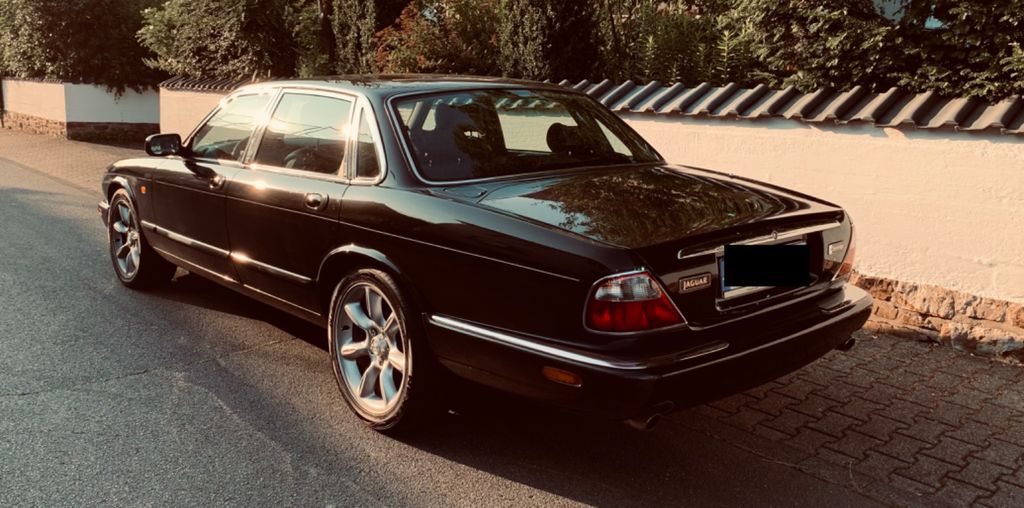 Jaguar XJ 246.854 km 9.800 &euro; Hachenburg 57627