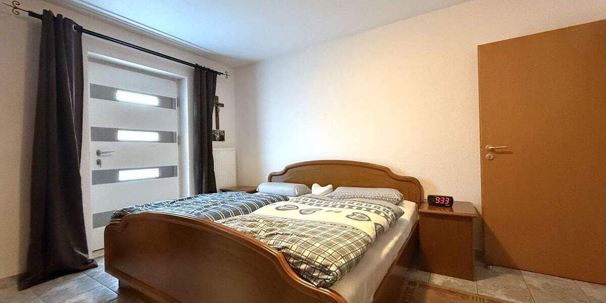 Etagenwohnung Bretten - 4 Zimmer, 105 m&sup2;, 360.000&euro; | Angebot:24874938