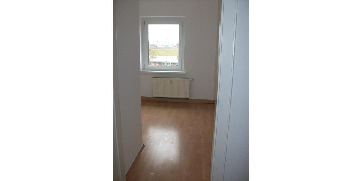 Etagenwohnung Riesa - 4 Zimmer, 77 m&sup2;, 78.540&euro; | Angebot:26926895