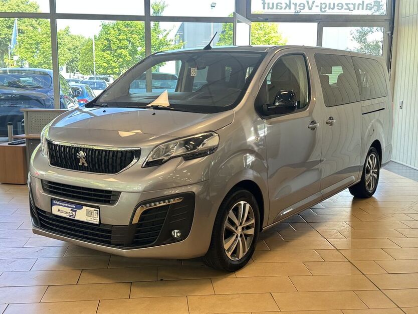 Peugeot Traveller 112.828 km 32.700 € Hennef 53773
