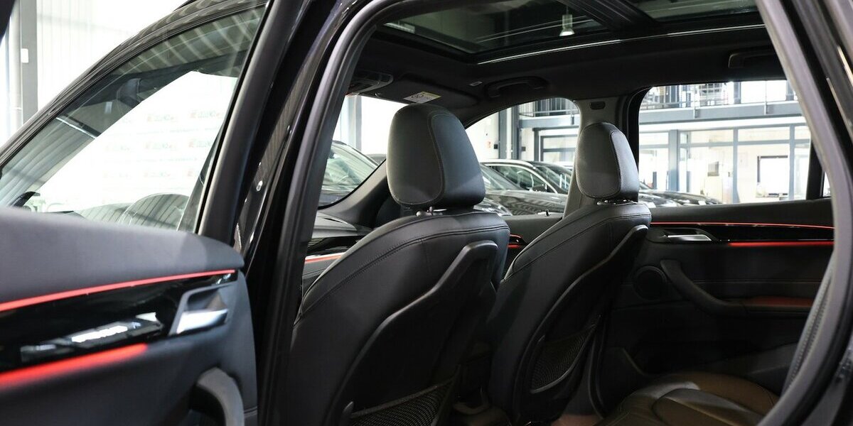 BMW X1 xDrive 20d M-SPORT SHADOW PANORAMA, LED 113.000 km 28.444 &euro; Hamm 59077