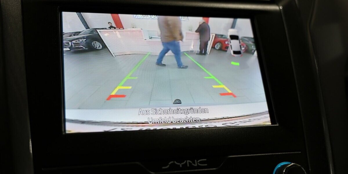 Ford Mondeo TUNIER 2.0 ECOBLUE TITANIUM / LED / AHK 145.000 km 17.991 &euro; Hamm 59077