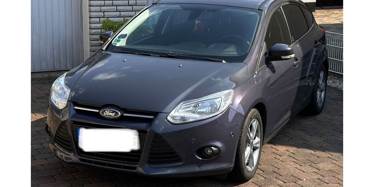 Ford Focus 169.000 km 7.000 &euro; Paderborn 33104