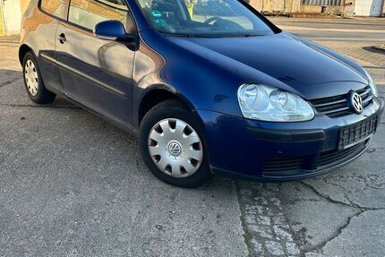VW Golf 118.479 km 2.999 &euro; Cottbus 03044