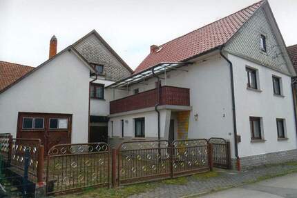 Haus Römhild Roth - 9 Zimmer, 191 m&sup2;, 58.000&euro; | Angebot:26053484