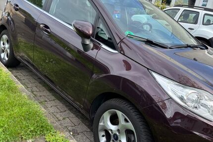 Ford Fiesta 124.000 km 4.800 &euro; Köln 50767