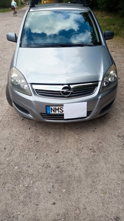 Opel Zafira 138.500 km 4.990 € Neumünster 24536
