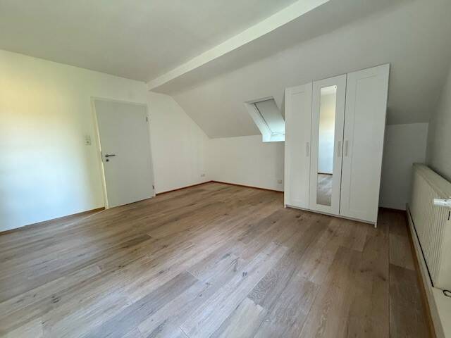 Einfamilienhaus Volkach Rimbach - 5 Zimmer, 200 m&sup2;, 1.690&euro; | Angebot:25736615