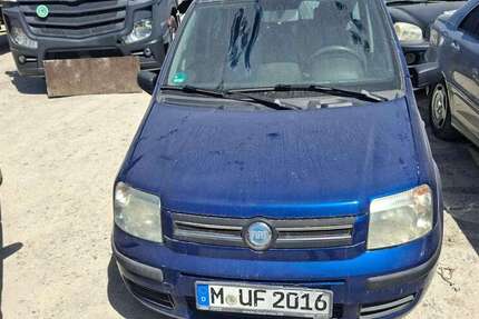 Fiat Panda 148.000 km 690 &euro; München 81829