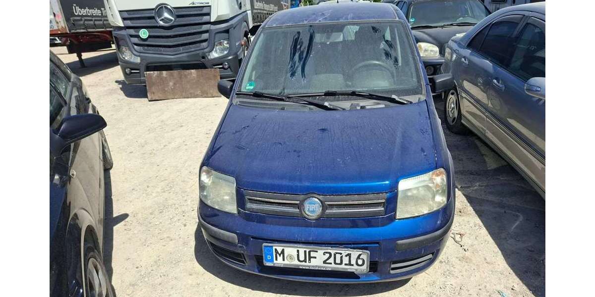 Fiat Panda 148.000 km 690 &euro; München 81829