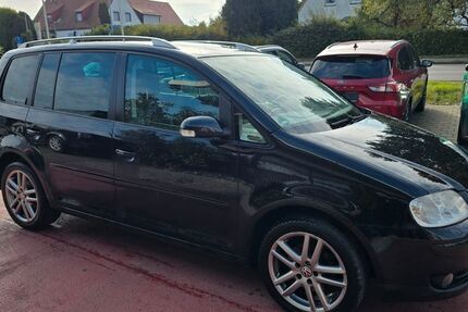 VW Touran 284.000 km 799 &euro; Weißenhorn 89264