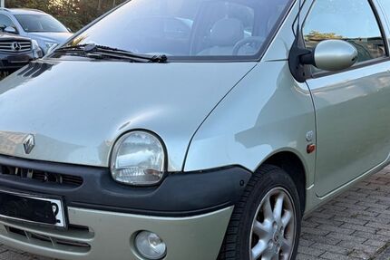 Renault Twingo 144.800 km 990 &euro; Kassel 34134
