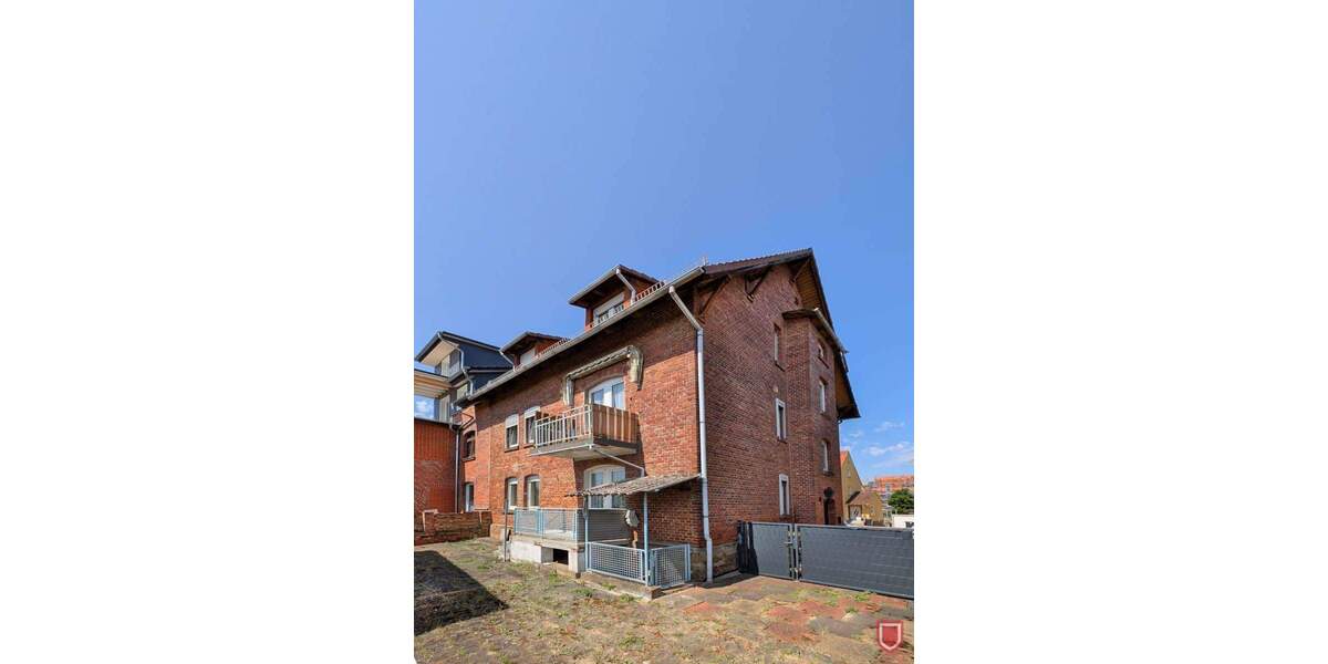 3-Familienhaus mit großem Garten zentral in Vellmar 9 zimmer