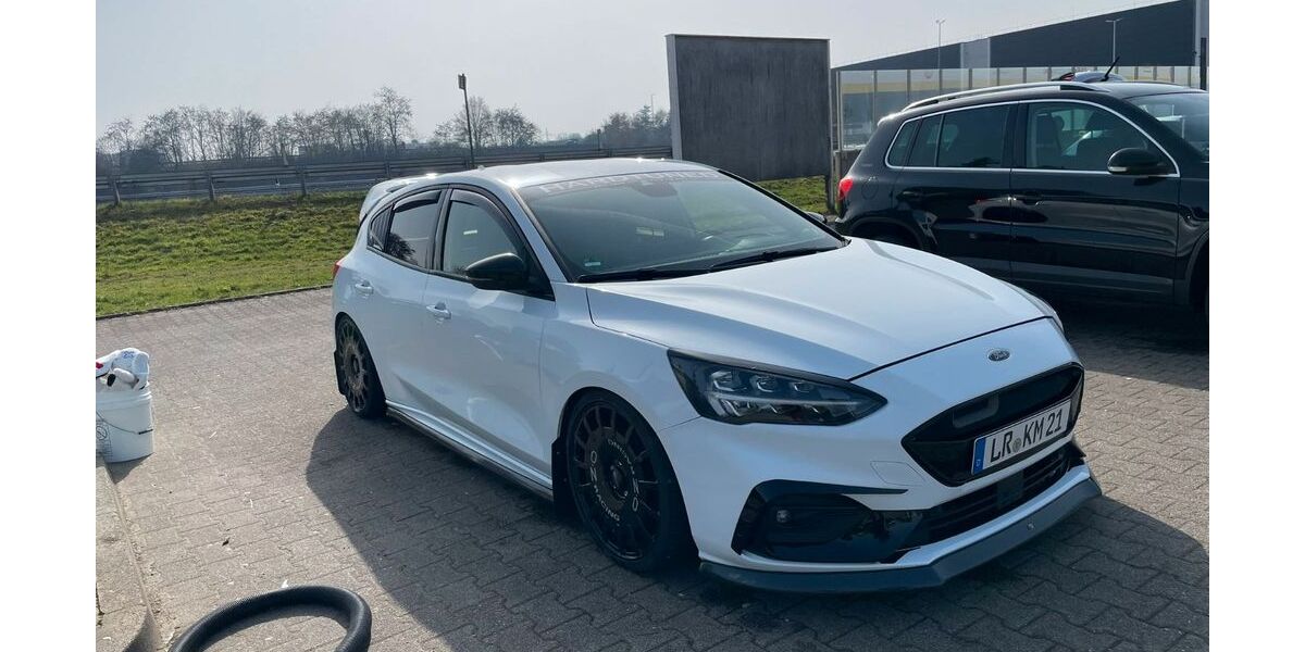 Ford Focus 69.000 km 19.999 &euro; Schwanau 77963