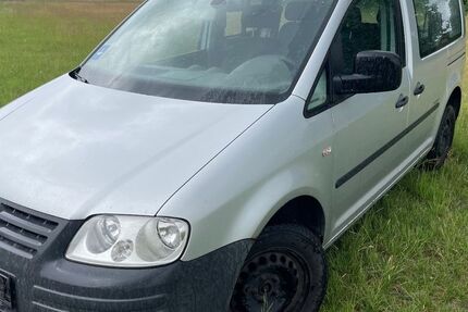 VW Caddy 204.000 km 4.400 &euro; Waldhufen 02906