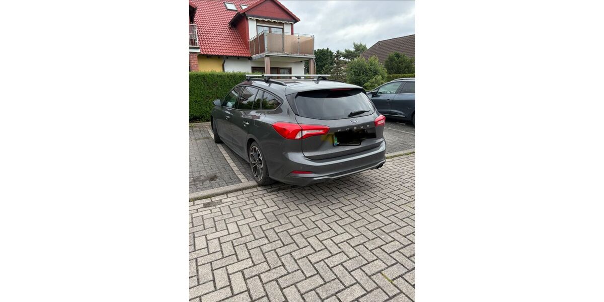 Ford Focus 94.700 km 12.999 &euro; Salzatal 06198