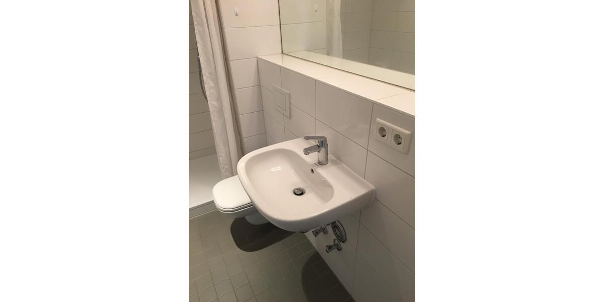 Einfamilienhaus Berlin - 1 Zimmer, 25 m&sup2;, 900&euro; | Angebot:26414377