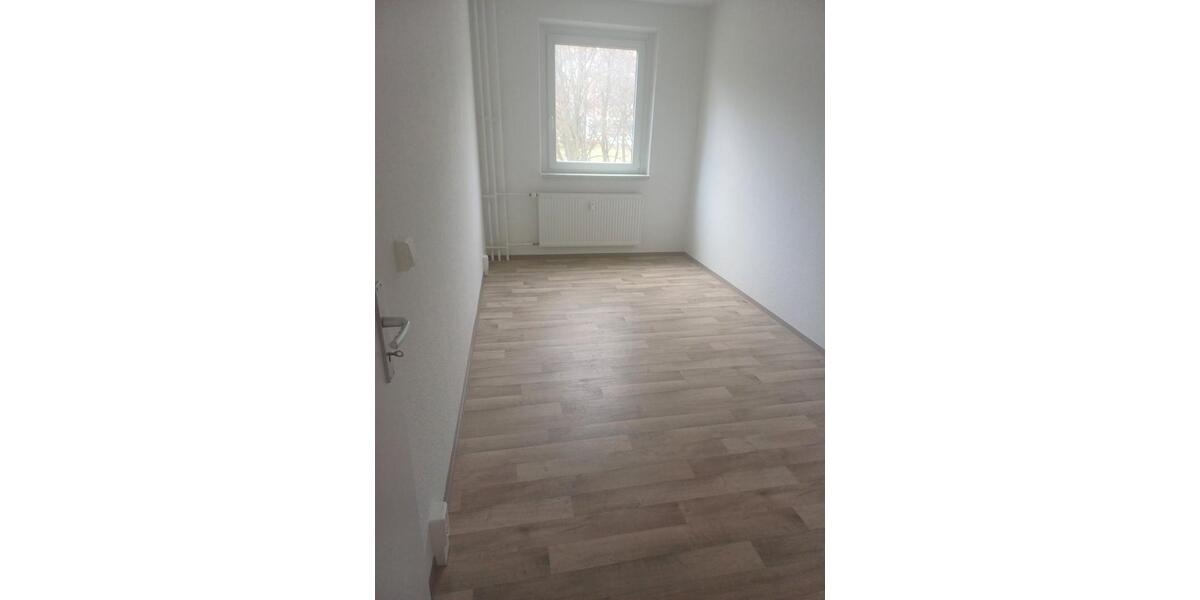 Etagenwohnung Bad Langensalza - 3 Zimmer, 62 m&sup2;, 340&euro; | Angebot:25370132