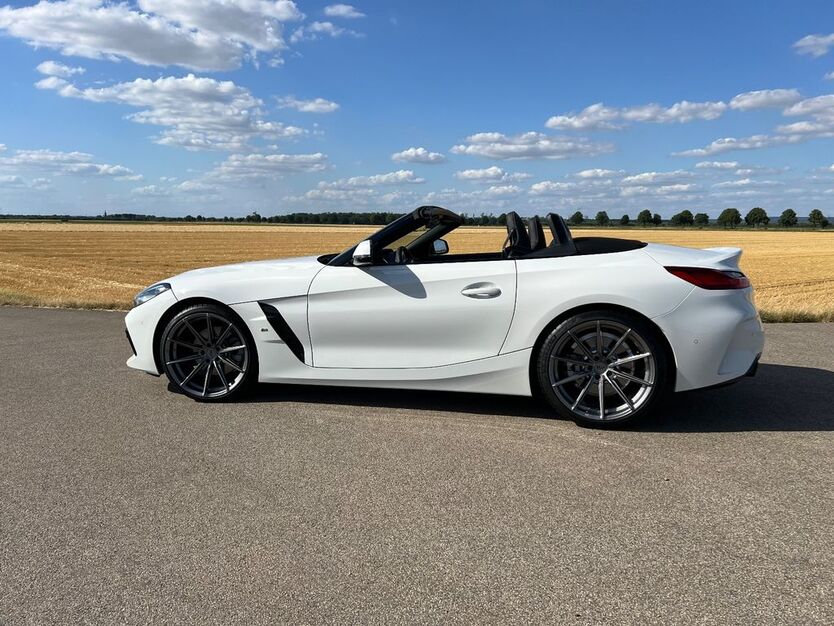 BMW Z4 M 4.950 km 46.990 € Kerpen 50171