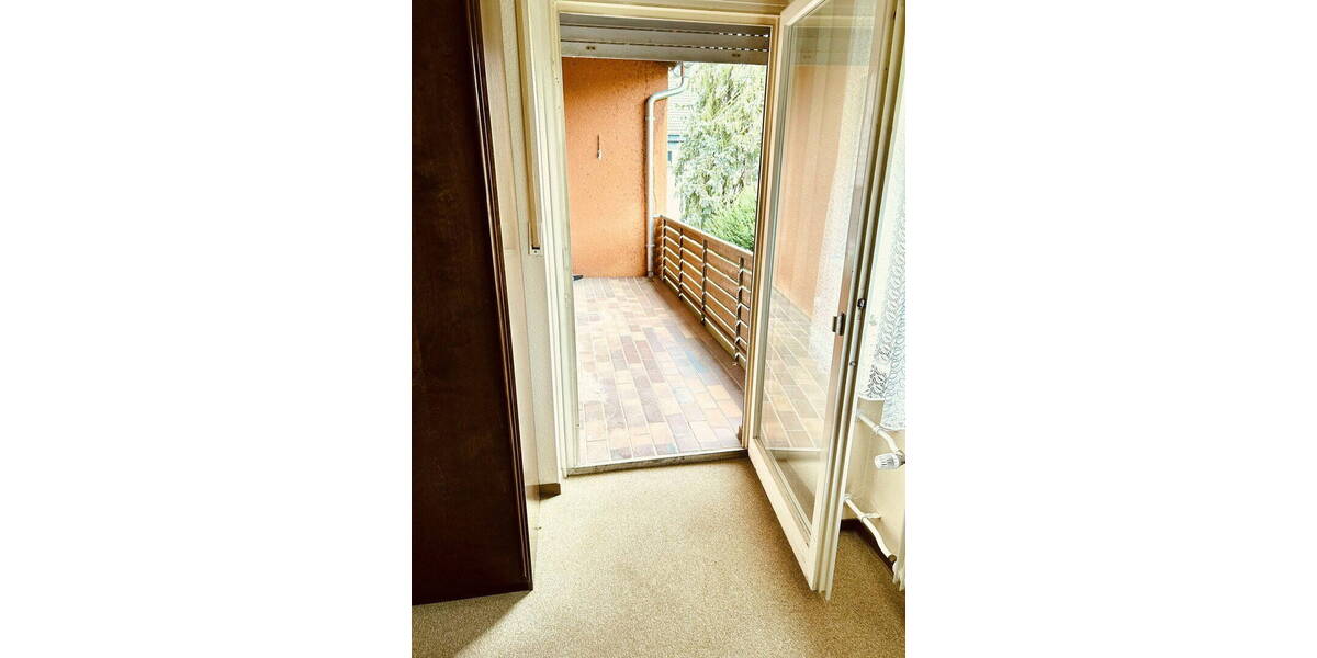 Reihenendhaus Frankfurt Hausen - 7 Zimmer, 177 m&sup2;, 779.000&euro; | Angebot:26188389