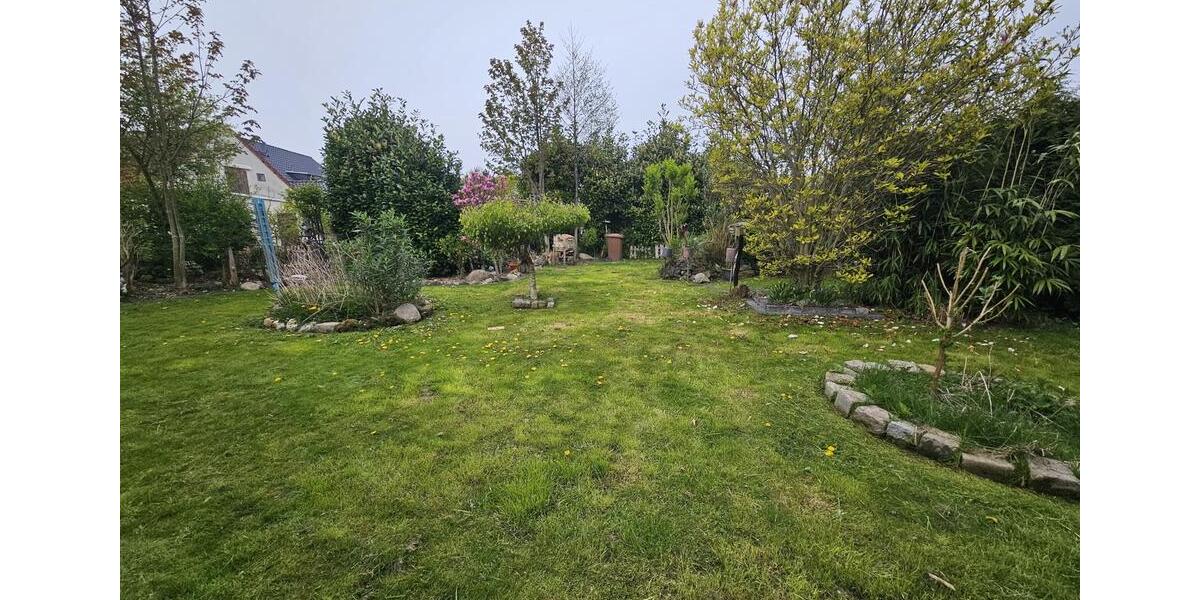 Mehrfamilienhaus, Wohnhaus Wilhelmshaven - 9 Zimmer, 240 m&sup2;, 420.000&euro; | Angebot:26522213
