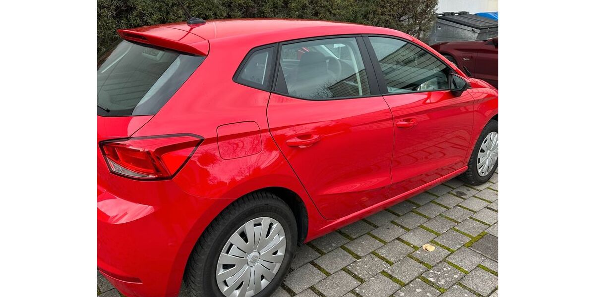 Seat Ibiza 26.357 km 15.950 &euro; Weinstadt 71384