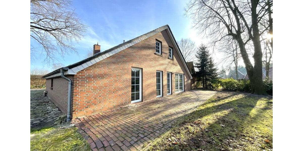 Ebenerdige DHH mit Carport in ruhiger Lage von Bollingen zu vermieten 3 zimmer
