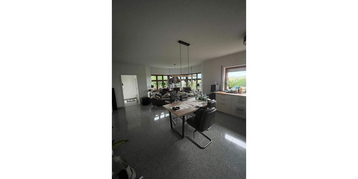 Etagenwohnung Würzburg Zellerau - 3 Zimmer, 88 m&sup2;, 1.240&euro; | Angebot:23307212