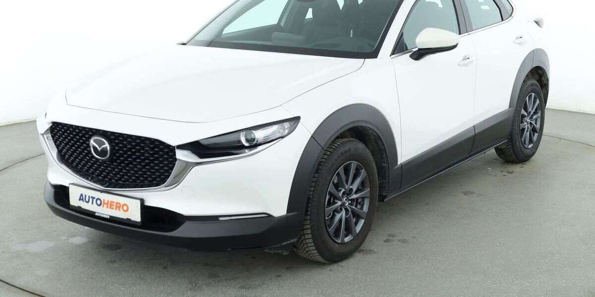 Mazda CX-30 2.051 km 21.430 &euro; Hamburg 22529