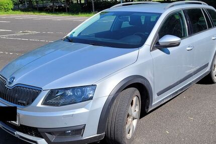 Skoda Octavia 128.000 km 12.500 &euro; Ilmenau 98693
