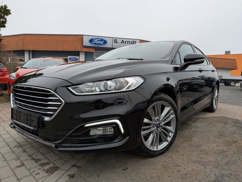 Ford Mondeo 39.600 km 20.988 € Niesky 02906