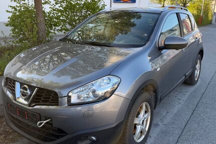 Nissan Qashqai 297.000 km 2.250 &euro; Rosenheim 83022