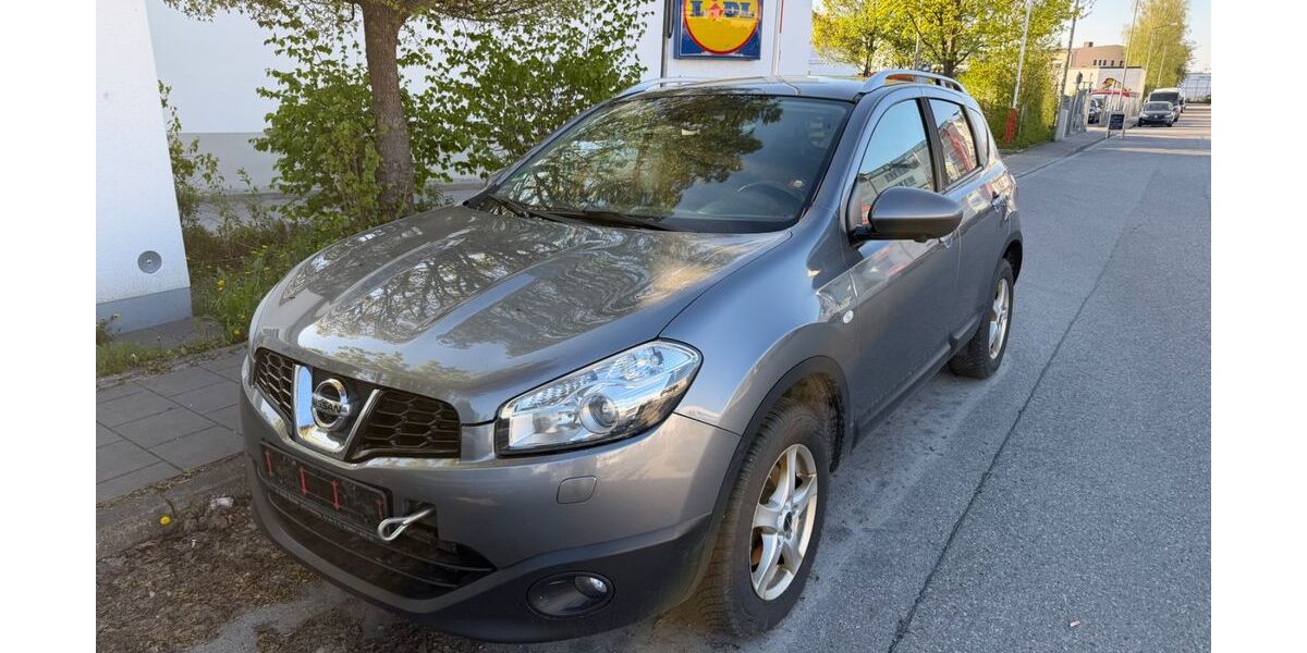 Nissan Qashqai 297.000 km 2.250 &euro; Rosenheim 83022