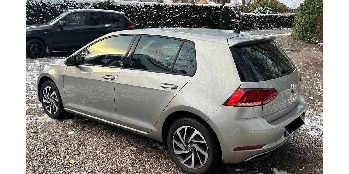 VW Golf 111.000 km 11.499 &euro; Timmendorfer Strand 23669