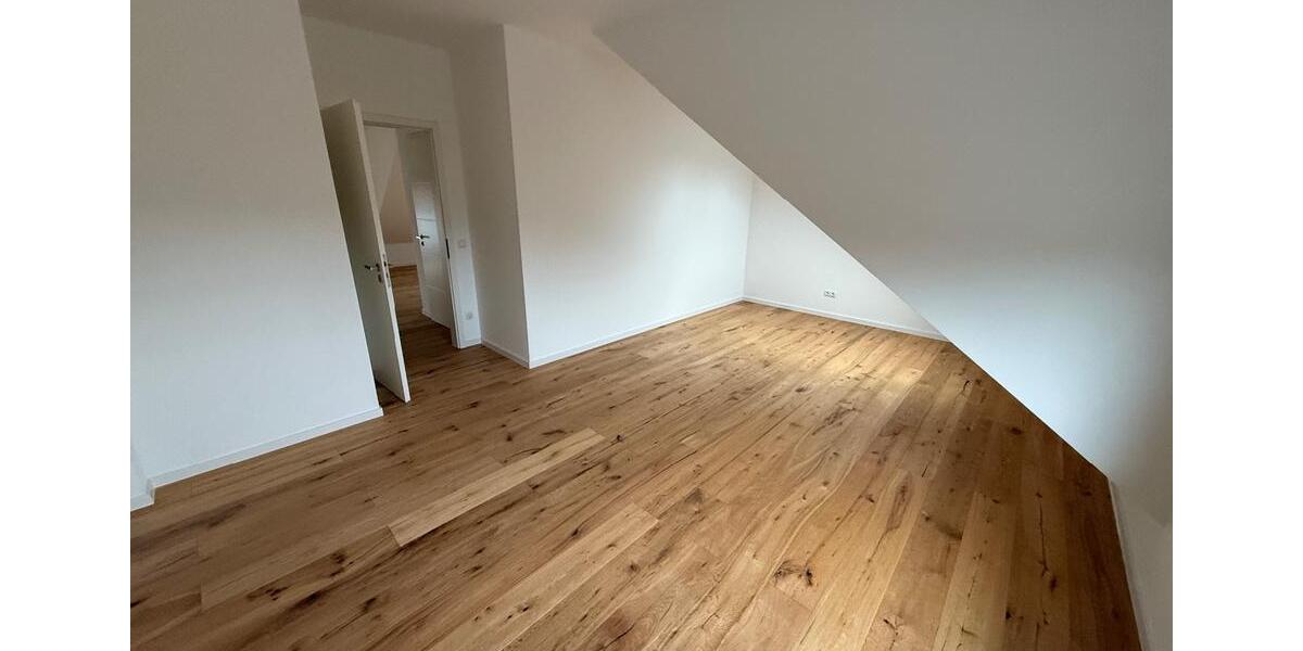 Etagenwohnung Brüggen - 1 Zimmer, 108 m&sup2;, 1.296&euro; | Angebot:23217906