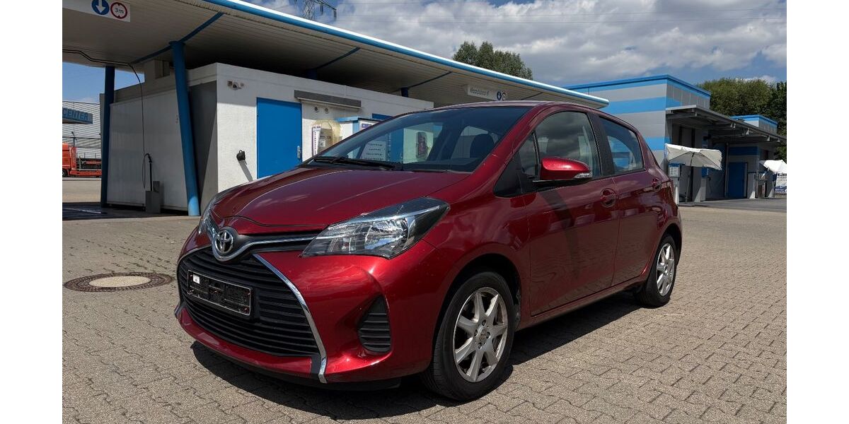 Toyota Yaris 80.000 km 7.000 &euro; Gärtringen 71116