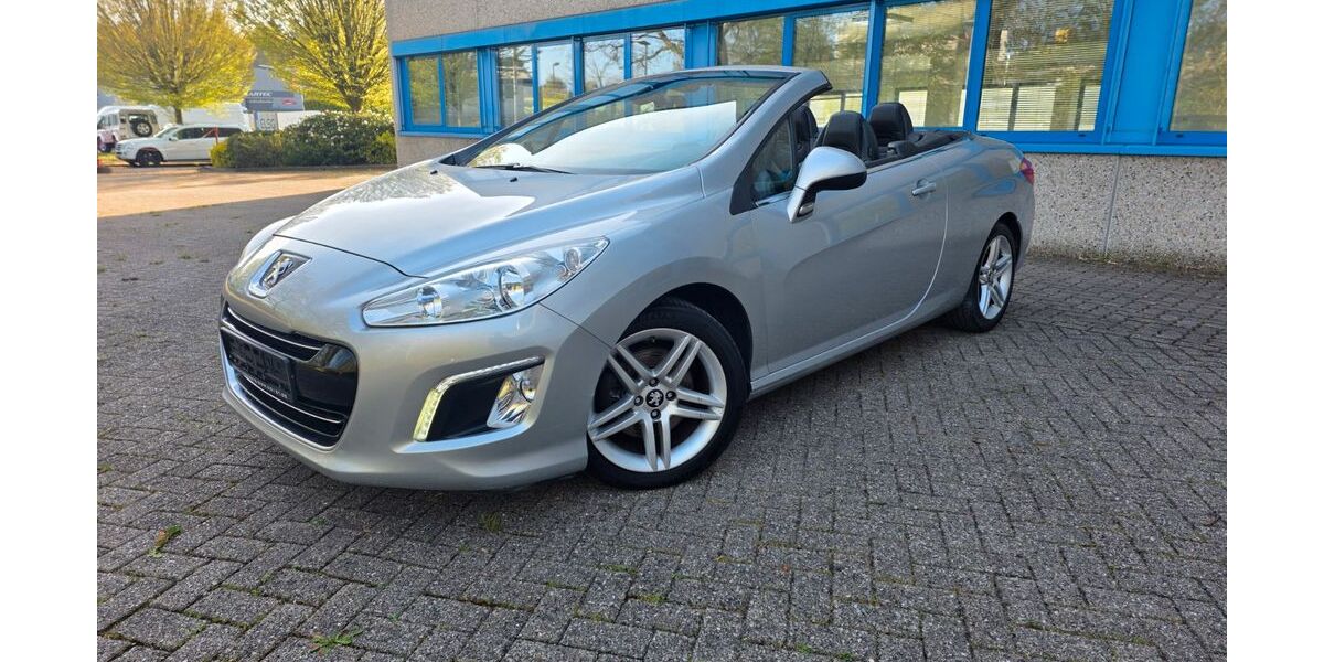 Peugeot 308 109.000 km 6.499 &euro; HENSTEDT ULZBURG 24558