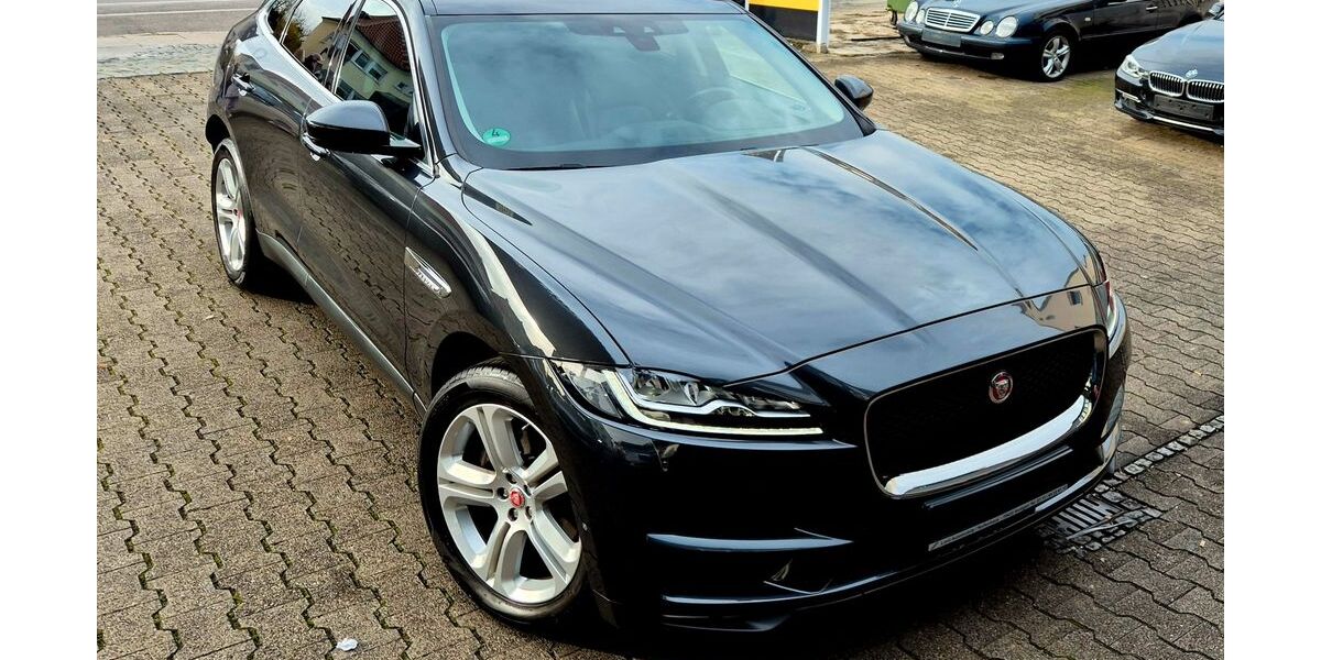 Jaguar F-Pace 100.000 km 23.900 &euro; Stuttgart 70435