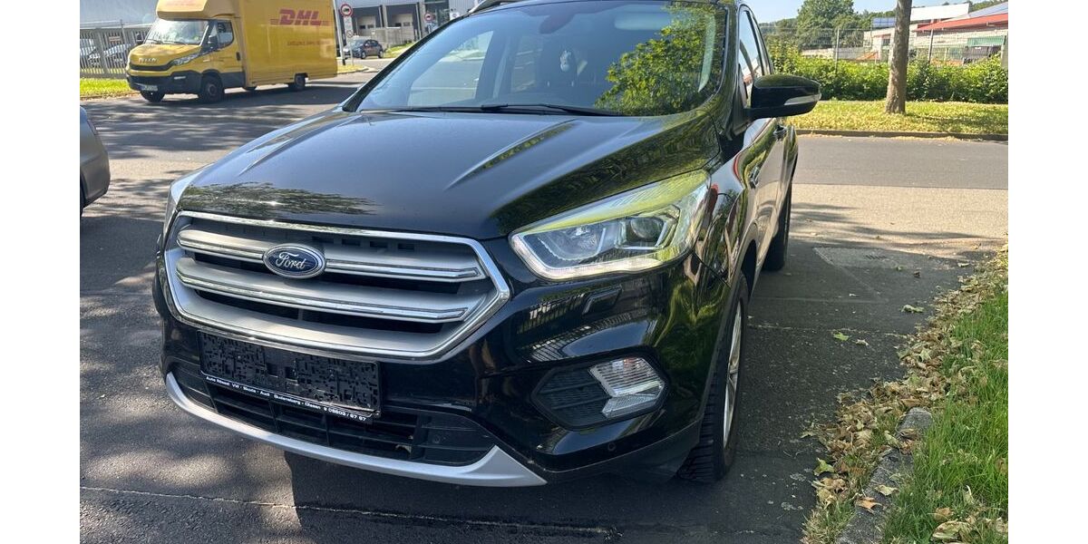 Ford Kuga 128.000 km 13.999 &euro; Kassel 34123