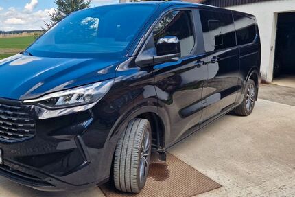 Ford Tourneo 19.800 km 51.800 &euro; Bad Wurzach 88410