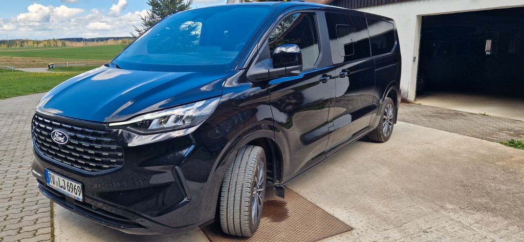 Ford Tourneo 19.800 km 51.800 &euro; Bad Wurzach 88410